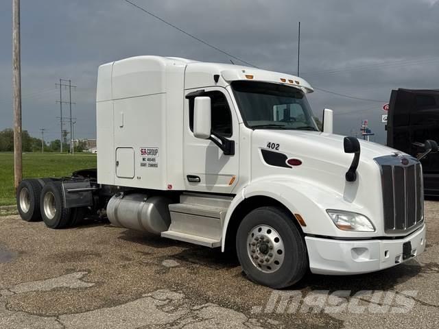 Peterbilt 579 Autotractoare