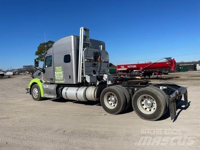 Peterbilt 579 Autotractoare