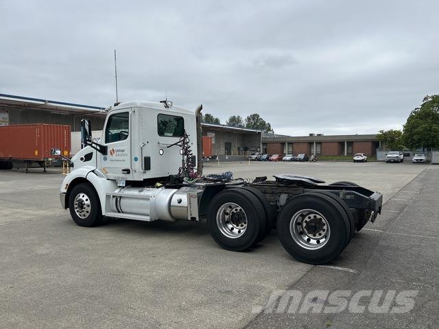 Peterbilt 579 Autotractoare