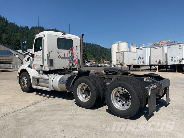 Peterbilt 579 Autotractoare