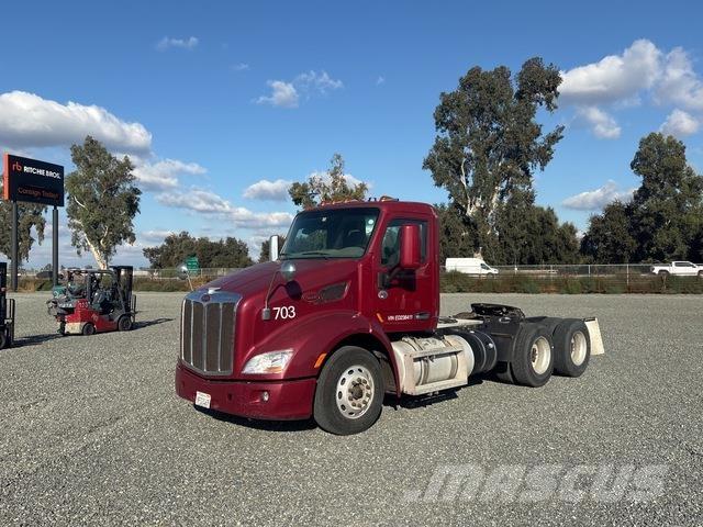 Peterbilt 579 Autotractoare