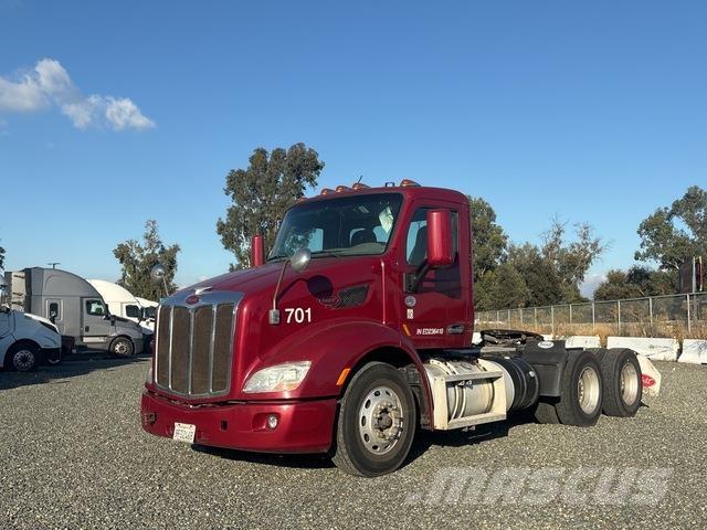 Peterbilt 579 Autotractoare