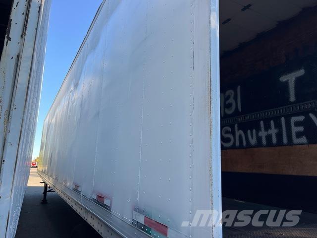  Pines Remorci utilitare