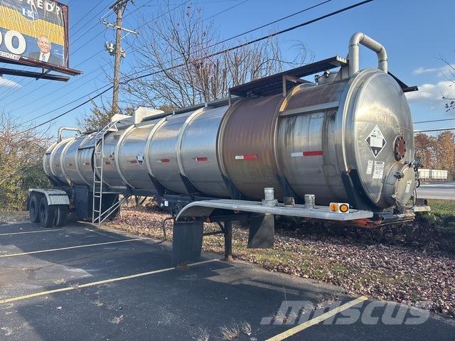 Polar  Remorci Cisterne