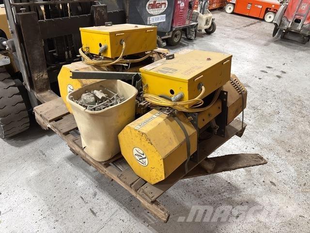  R & M 1 Ton Platforme autoridicatoare