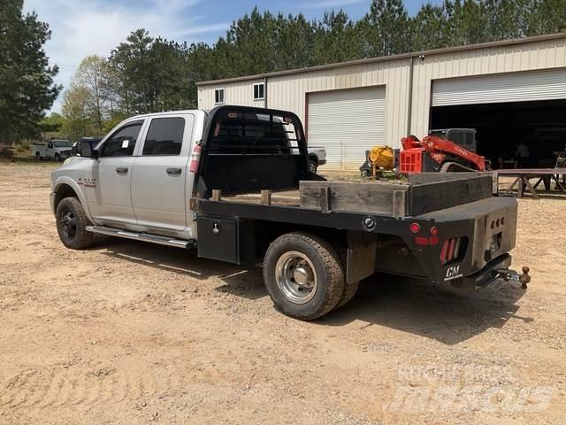 RAM 3500 Camioane platforma/prelata