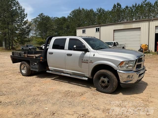 RAM 3500 Camioane platforma/prelata