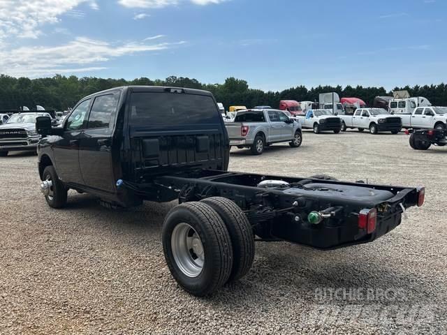 RAM 3500 Cabine si interior