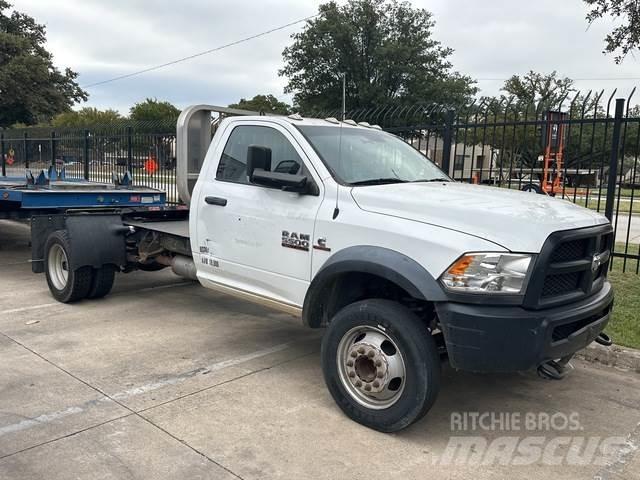 RAM 5500 Autotractoare