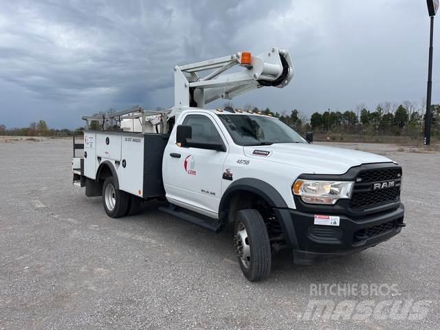 RAM 5500 Platforme aeriene montate pe camion