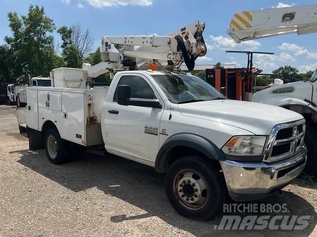 RAM 5500 Platforme aeriene montate pe camion