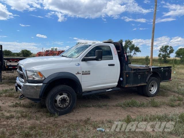 RAM 5500 Camioane platforma/prelata