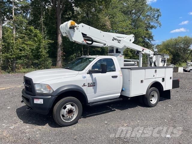 RAM 5500 Platforme aeriene montate pe camion