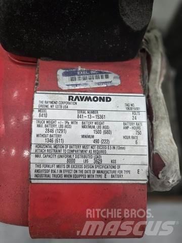 Raymond 8410 Transpaleta electica cu furca