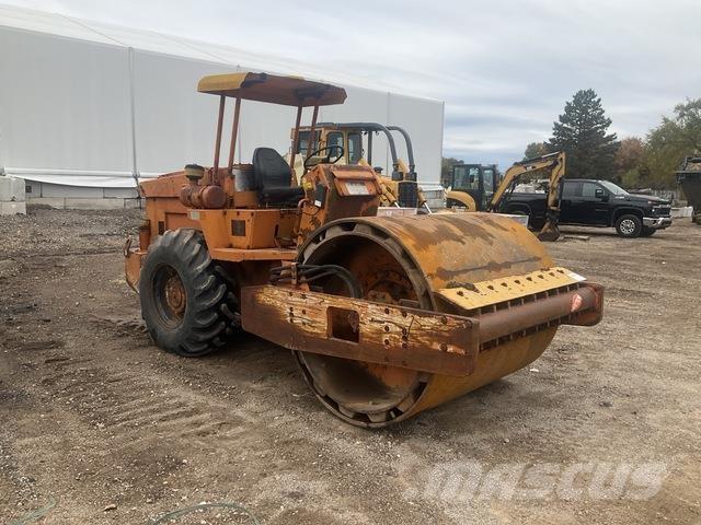 Sakai SV70TF Compactoare monocilindrice