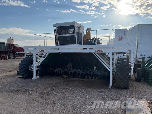 Scarab 16HYD Masina speciala pentru imprastiat gunoiul