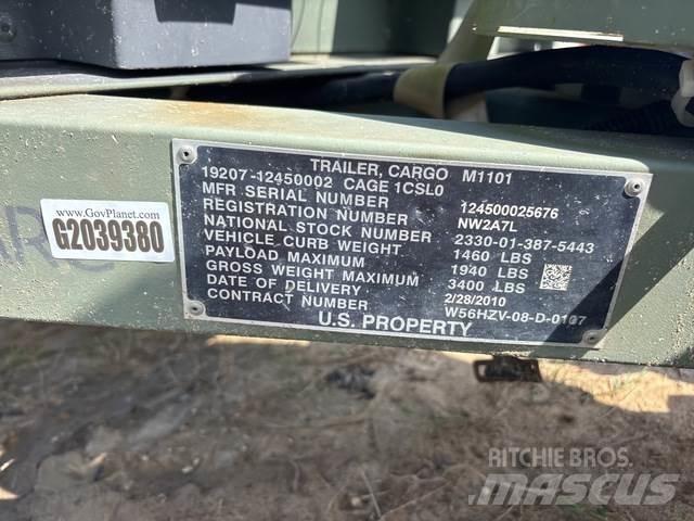 Schutt M1101 Alte remorci
