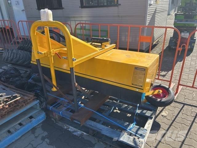  Sewell B200 Perii