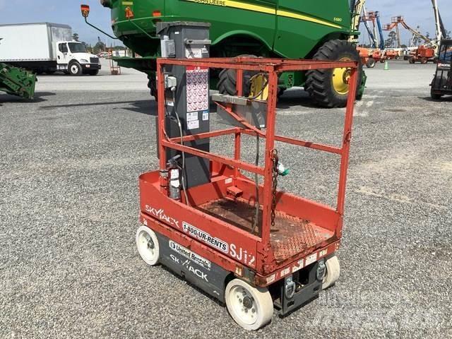 SkyJack SJ12 Ascensoare verticale catarg