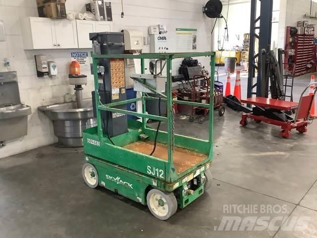 SkyJack SJ12 Ascensoare verticale catarg
