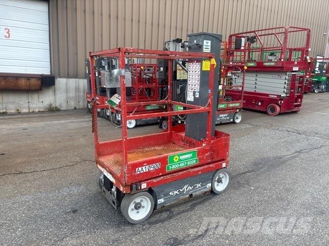 SkyJack SJ12 Ascensoare verticale catarg