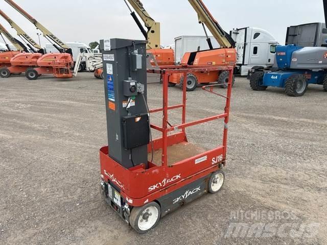 SkyJack SJ16 Ascensoare verticale catarg