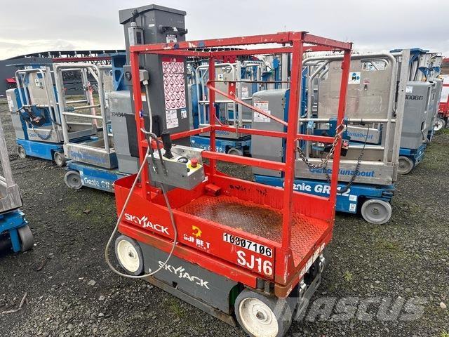 SkyJack SJ16 Ascensoare verticale catarg