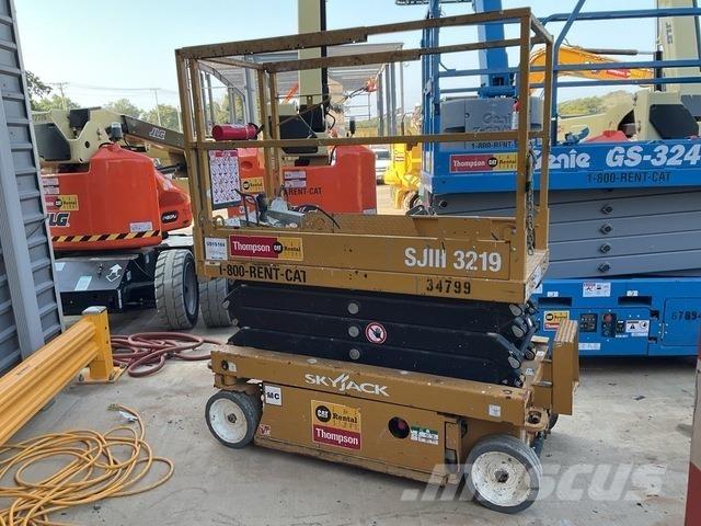 SkyJack SJ3219 Platforme foarfeca