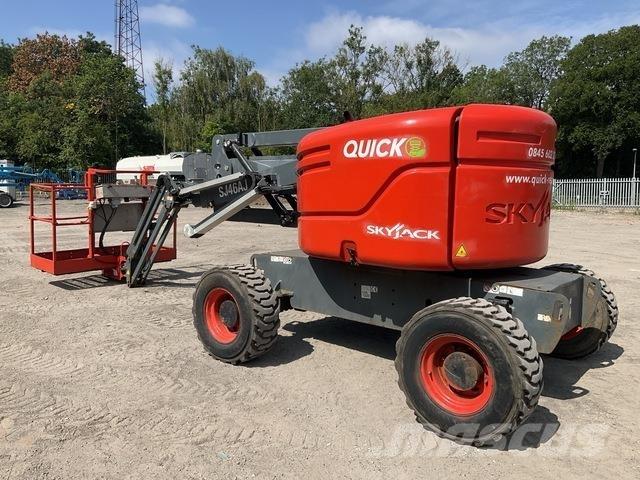 SkyJack SJ46AJ Nacele cu brat articulat
