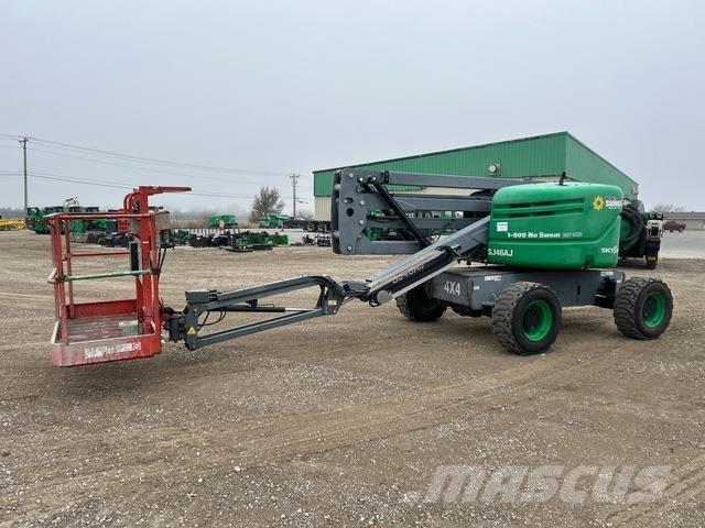 SkyJack SJ46AJ Nacele cu brat articulat