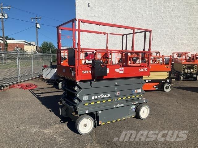 SkyJack SJ4732 Platforme foarfeca