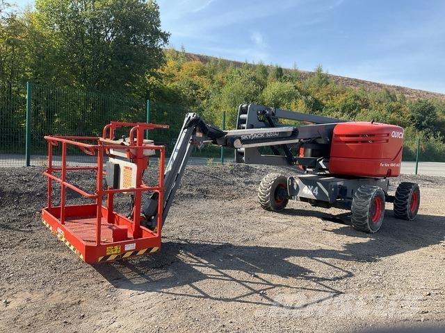 SkyJack SJ51AJ Nacele cu brat articulat
