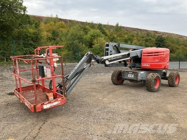 SkyJack SJ51AJ Nacele cu brat articulat