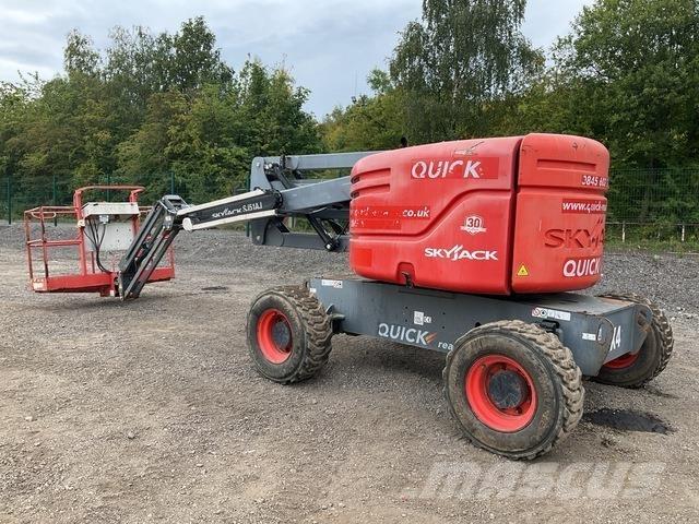 SkyJack SJ51AJ Nacele cu brat articulat