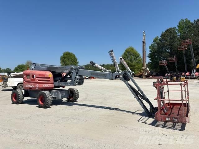 SkyJack SJ63AJ Nacele cu brat articulat