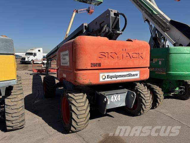 SkyJack SJ86T Nacele cu brat telescopic