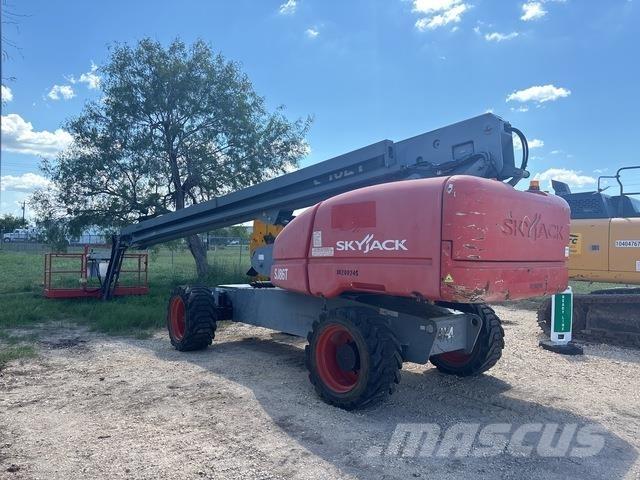 SkyJack SJ86T Nacele cu brat telescopic