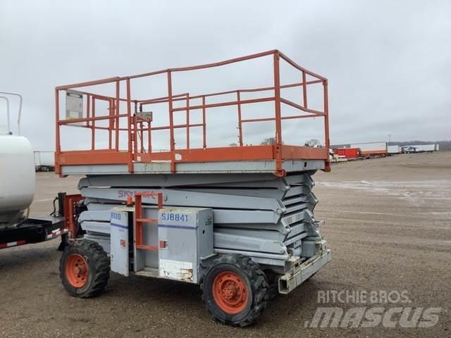 SkyJack SJ8841 Platforme foarfeca