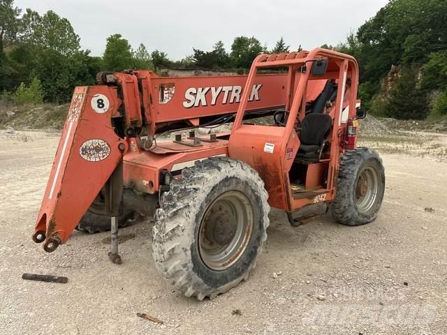 SkyTrak 8042 Stivuitoare telescopice