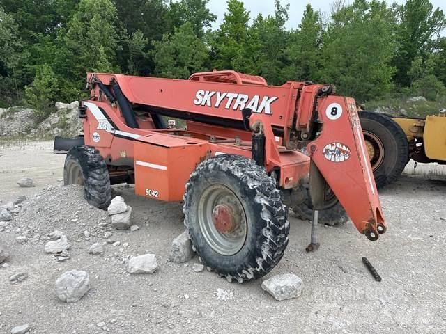 SkyTrak 8042 Stivuitoare telescopice