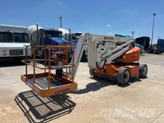 Snorkel A46JE Nacele cu brat articulat