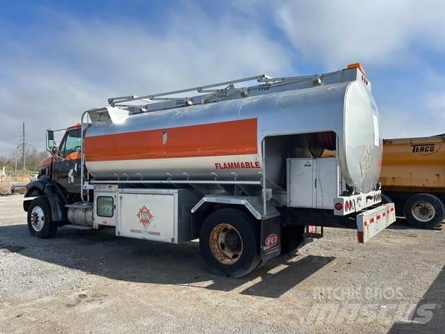 Sterling L7500 Cisterne