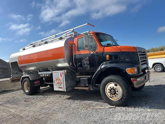Sterling L7500 Cisterne
