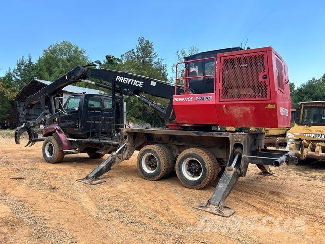 Sterling L8513 Camion pentru lemne