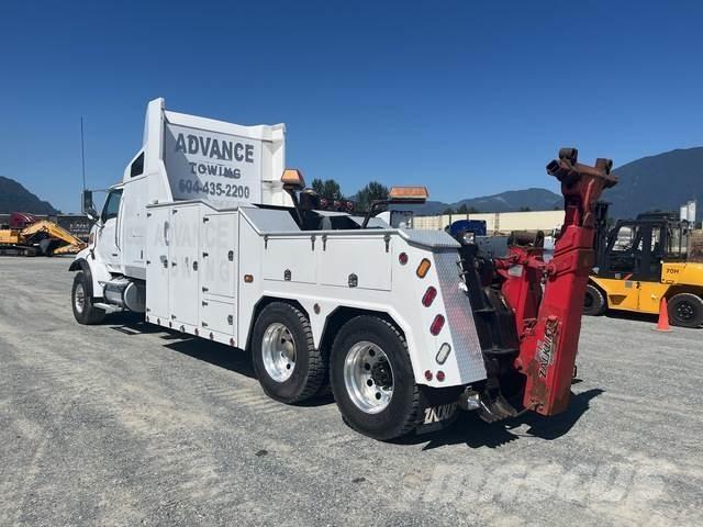 Sterling L9500 Vehicule de recuperare