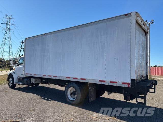 Sterling M7500 Autocamioane