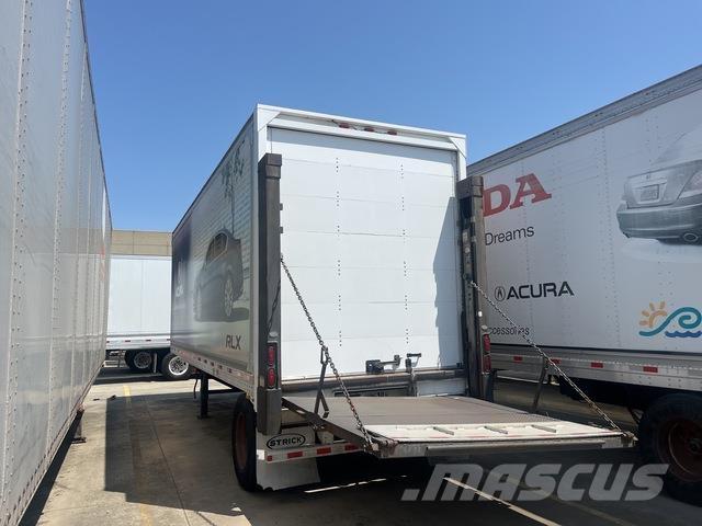 Strick  Remorci utilitare