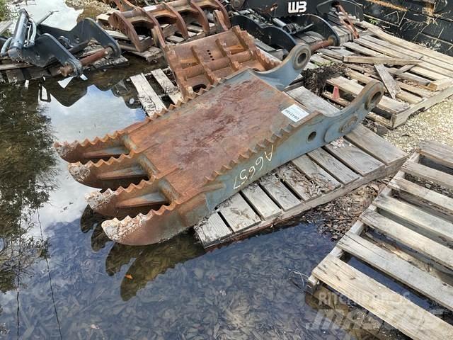 Strickland  Excavatoare pe șenile

