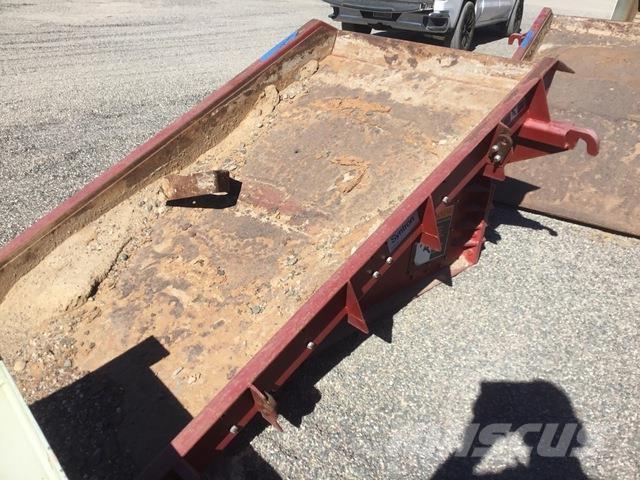  Syntron MF400 Alimentatoare