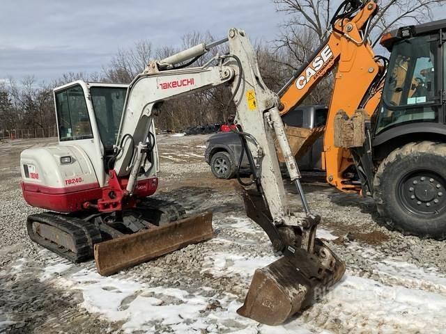 Takeuchi TB240 Excavatoare pe șenile
